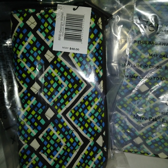 Vera Bradley purse with matching RFID wallet - Picture 3 of 4